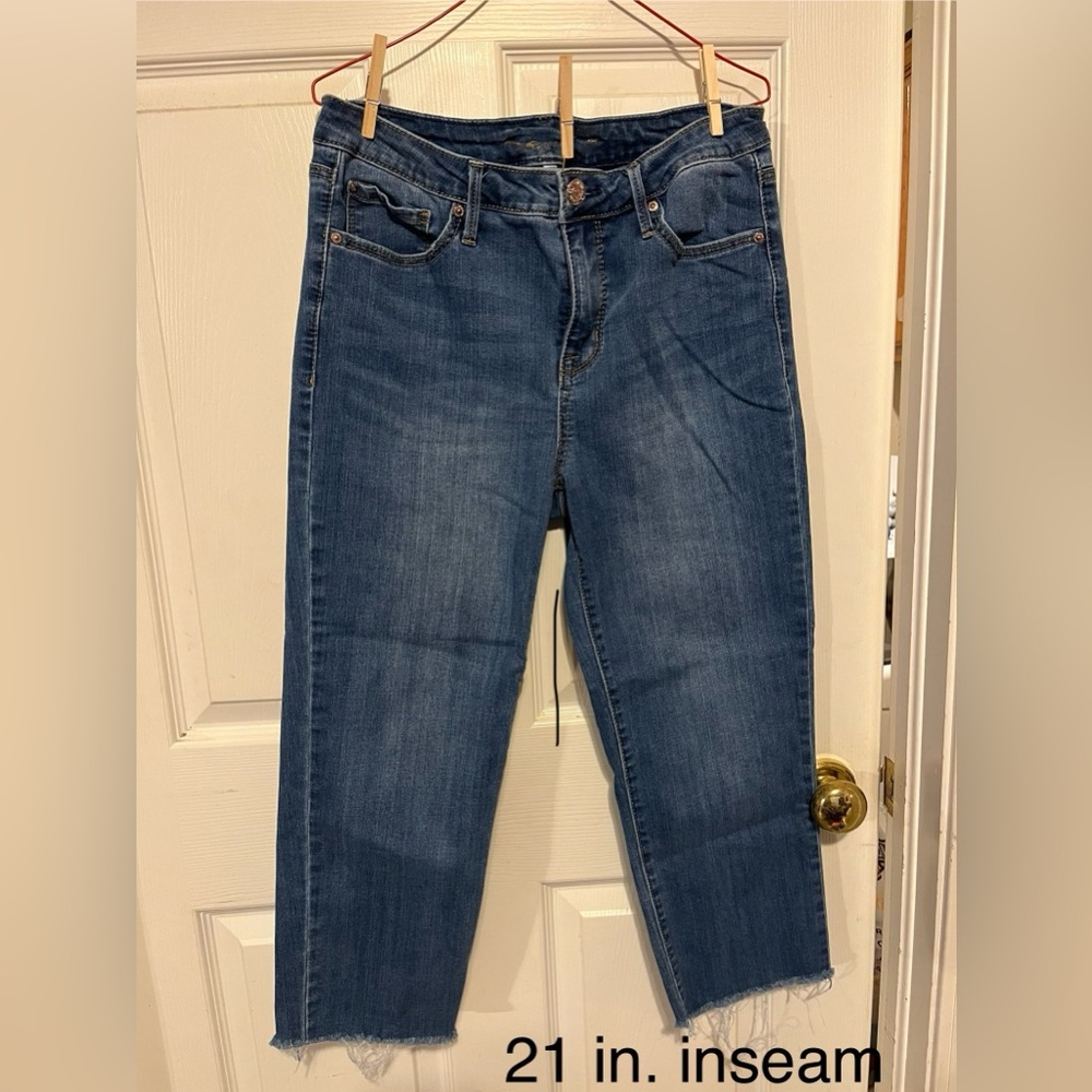 Women’s cropped jeans